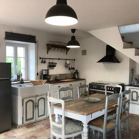 Des Biches Holiday home Le Rouret